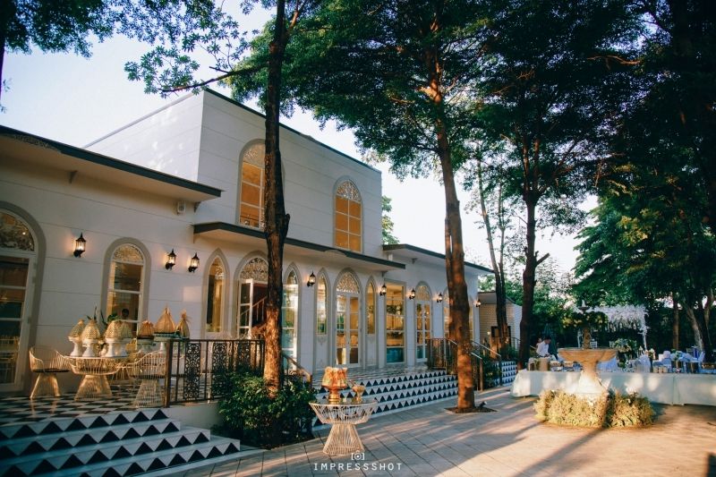 bn1410_bangkok-garden-studio