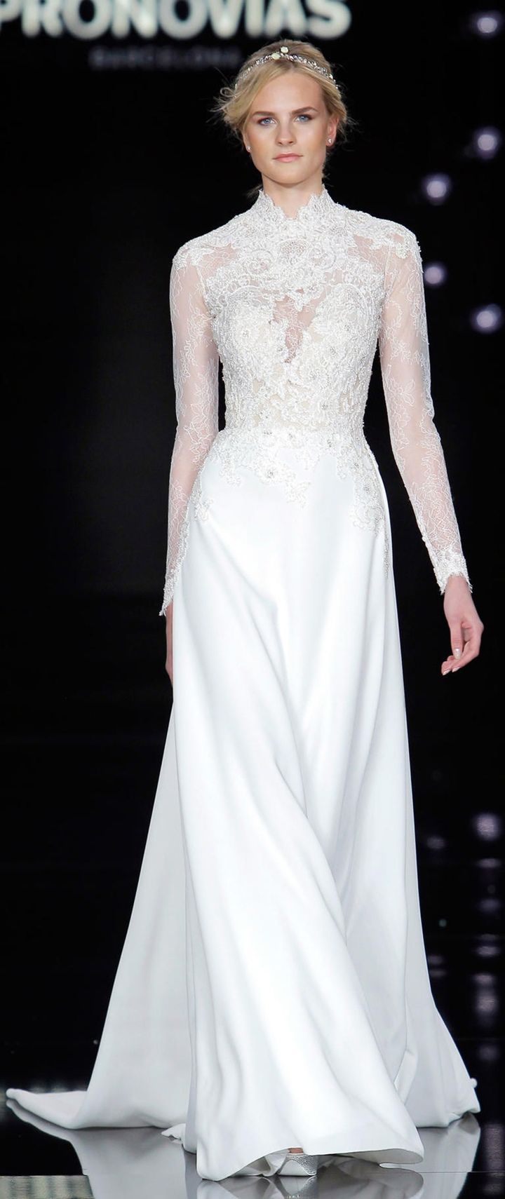 %e0%b8%8a%e0%b8%b8%e0%b8%94%e0%b9%81%e0%b8%95%e0%b9%88%e0%b8%87%e0%b8%87%e0%b8%b2%e0%b8%99pronovias030