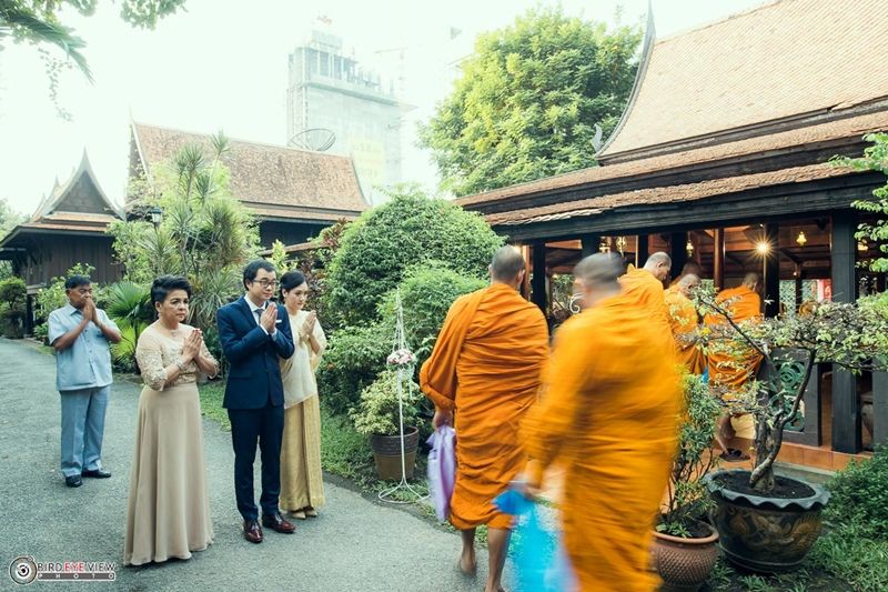 งานแต่งงานบ้านคึกฤทธิ์ พิธีหมั้นเรือนไทย แต่งงานในสวน