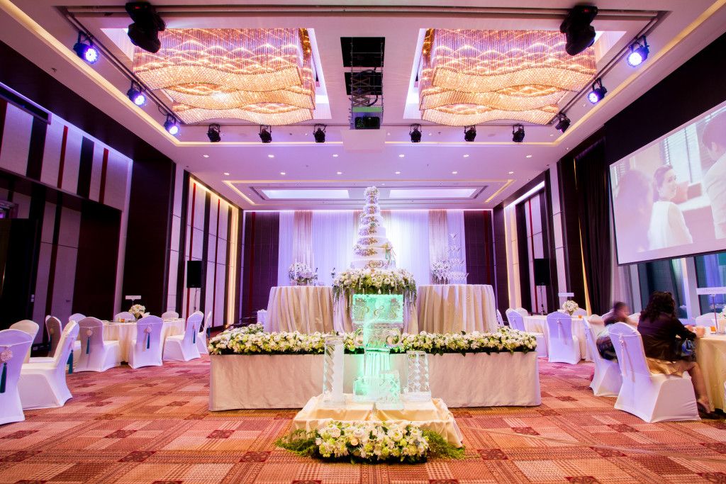 eastin-grand-surasak-ballroom-02