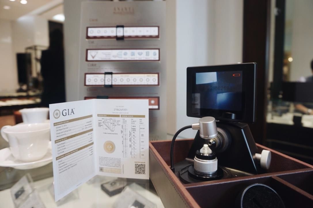 วิธีเลือกเพชรด้วยใบรับรอง ใบเซอร์