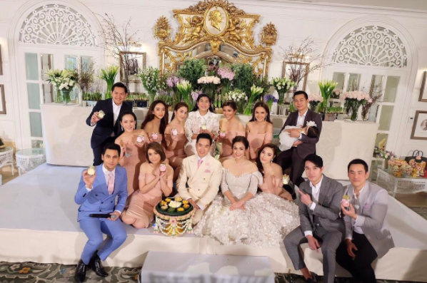 แก๊งดาราสาวร่วมยินดี ครีม เปรมสินี แต่งงานแล้วกับ ปีเตอร์ หนุ่มนอกวงการ