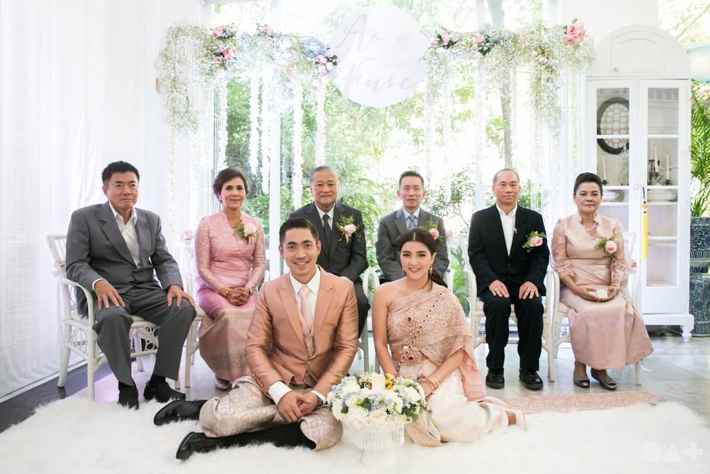 แต่งแล้ว! โอ๋-ฟิวส์ ควงคู่สู่ประตูวิวาห์ บรรยากาศสุดอบอุ่น