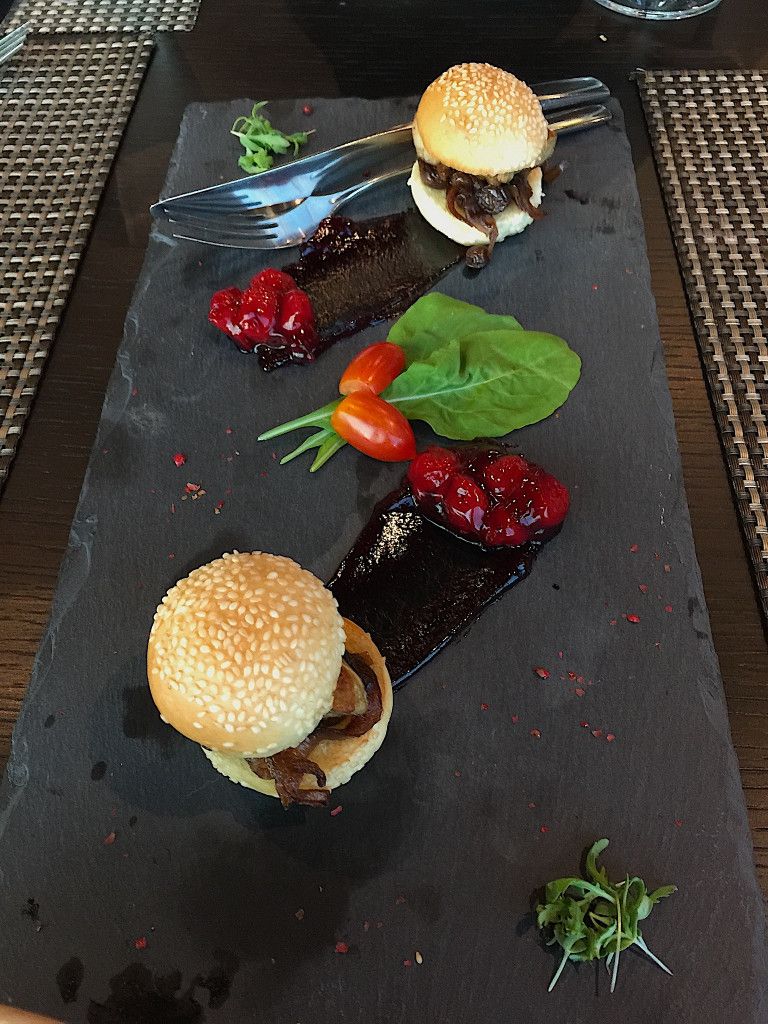 06-สถานที่จัดเลี้ยง-Dinner-Rooftop-s31 Sukhumvit Hotel-02