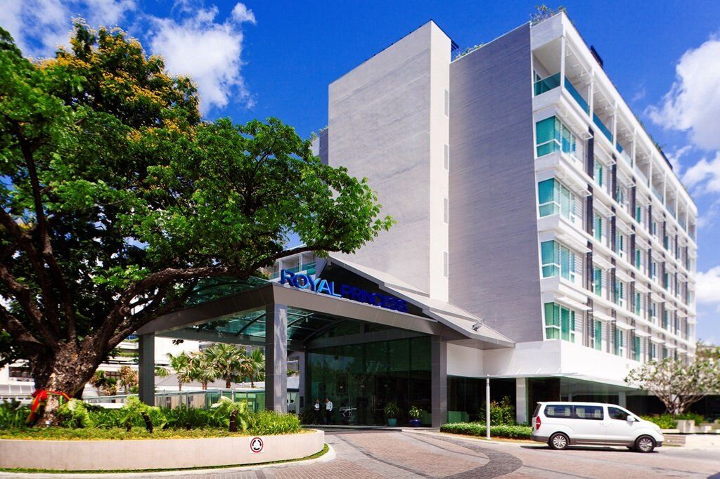 รอยัลปริ๊นเซสหลานหลวง001