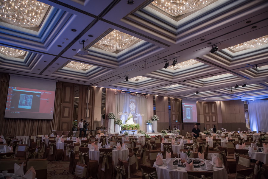 งานแต่งงานใกล้รถไฟฟ้า สายสุขุมวิท Arnoma Grand Hotel