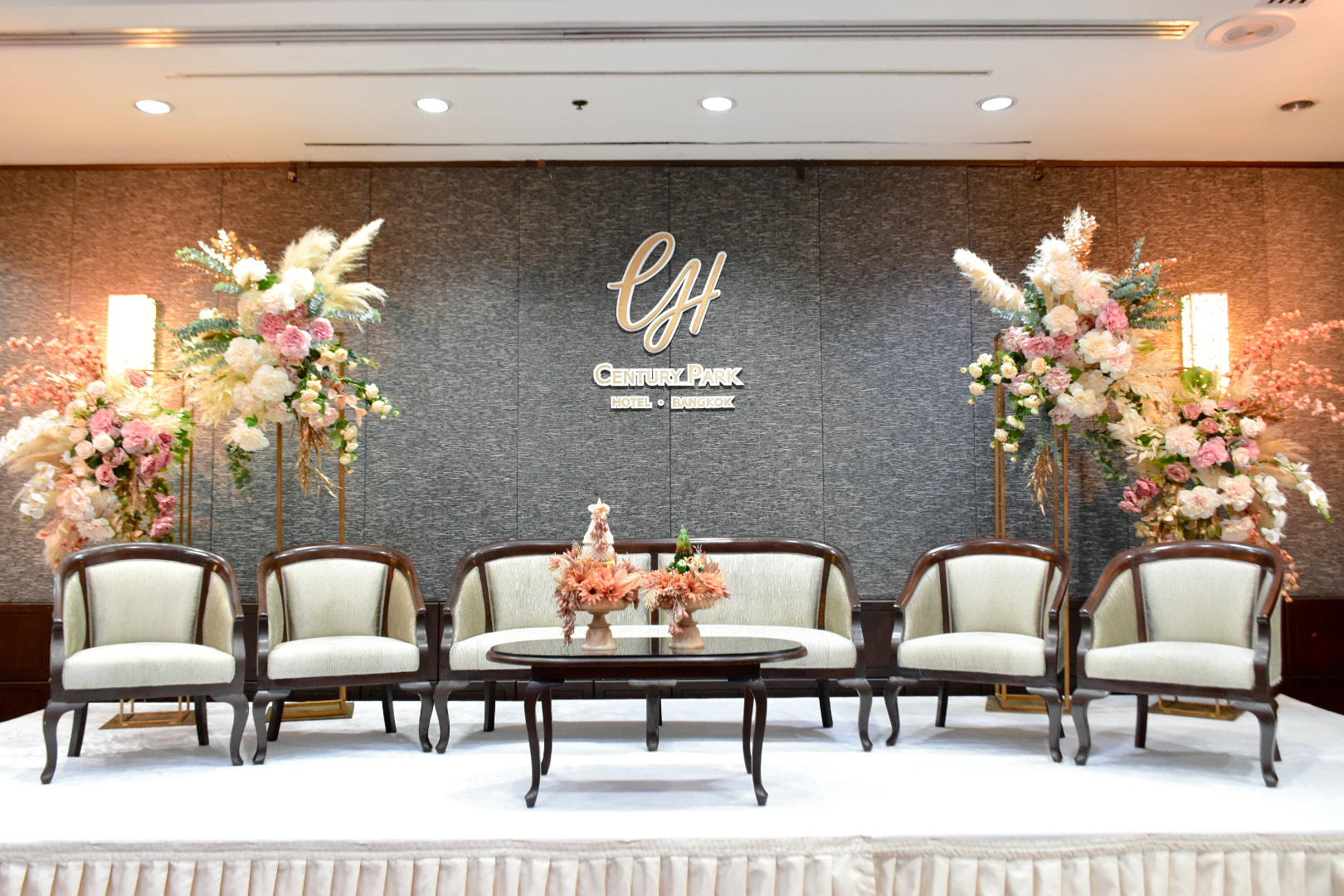 สถานที่แต่งงานใกล้รถไฟฟ้า สายสีเขียวอ่อน สายสุขุมวิท โรงแรมเซ็นจูรี่ พาร์ค กรุงเทพ