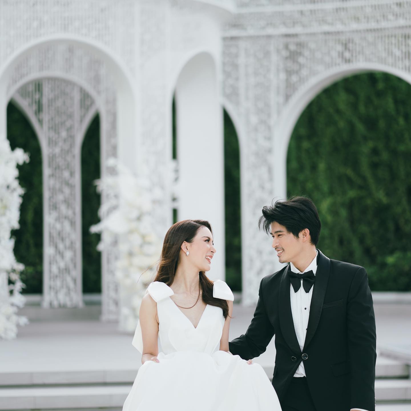 แต่งงานใกล้รถไฟฟ้า