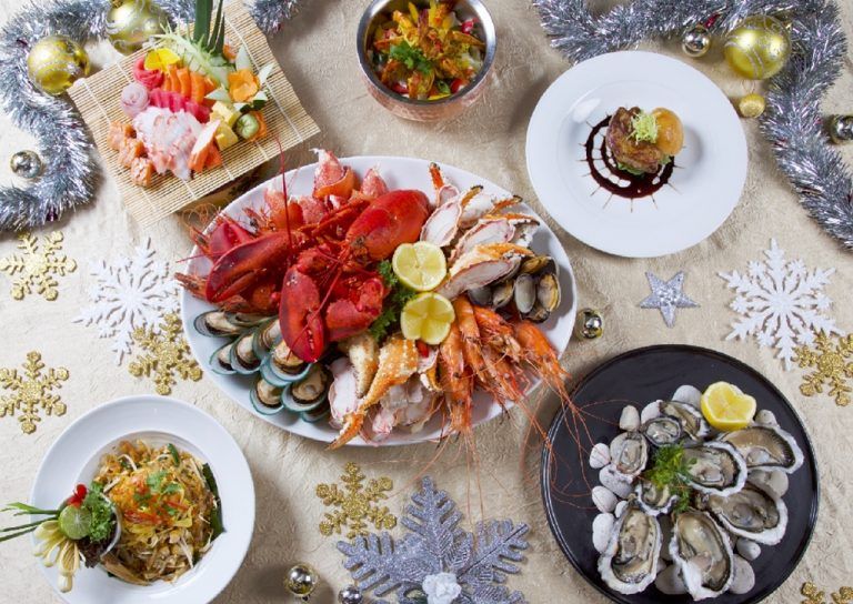 ความสุขและช่วงเวลาแห่งมนต์ขลังเทศกาลคริสต์มาสริมแม่น้ำเจ้าพระยา ณ โรงแรมแชงกรี-ลา กรุงเทพฯ