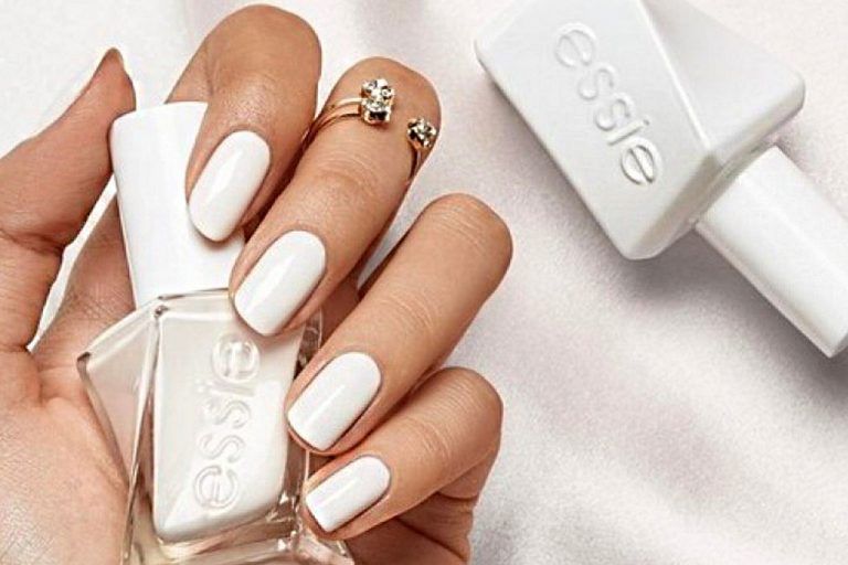 20 ไอเดียเพ้นท์เล็บเจ้าสาวสีขาวสวย Classy มีสไตล์