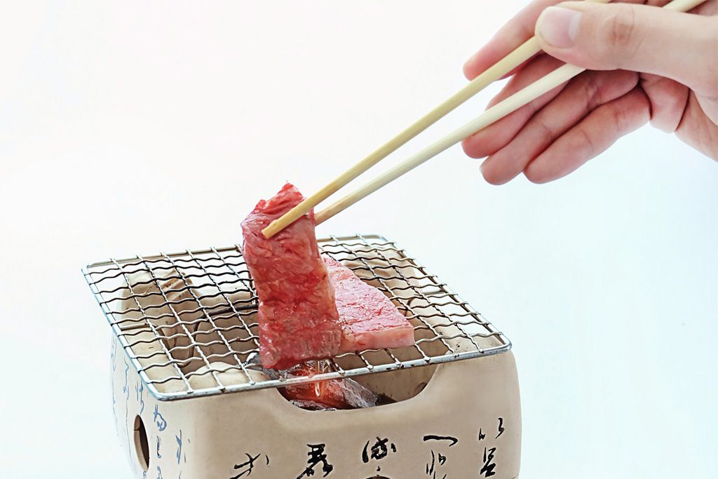 อิ่มหนำไปกับเมนูอาหารญี่ปุ่นย่างบนเตาถ่านเลิศรส ณ ห้องอาหาร อูทาเกะ โรงแรม ดิ แอทธินี โฮเทล แบงค็อก, อะ ลักซ์ชูรี คอลเล็คชั่น โฮเทล