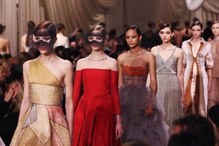 แฟชั่นโอต์ กูตูร์ จาก Dior คอลเลคชั่น Spring/Summer 2018 ส่งตรงจากรันเวย์
