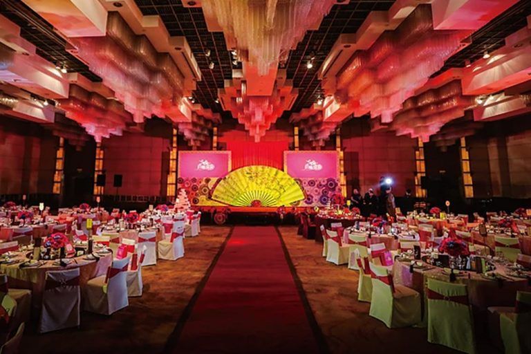 ไอเดียจัดงานแต่งงานแบบจีนสไตล์โมเดิร์น ผสานสเน่ห์ของสีสันร้อนแรงและกลิ่นอายแบบโอเรียนทอล