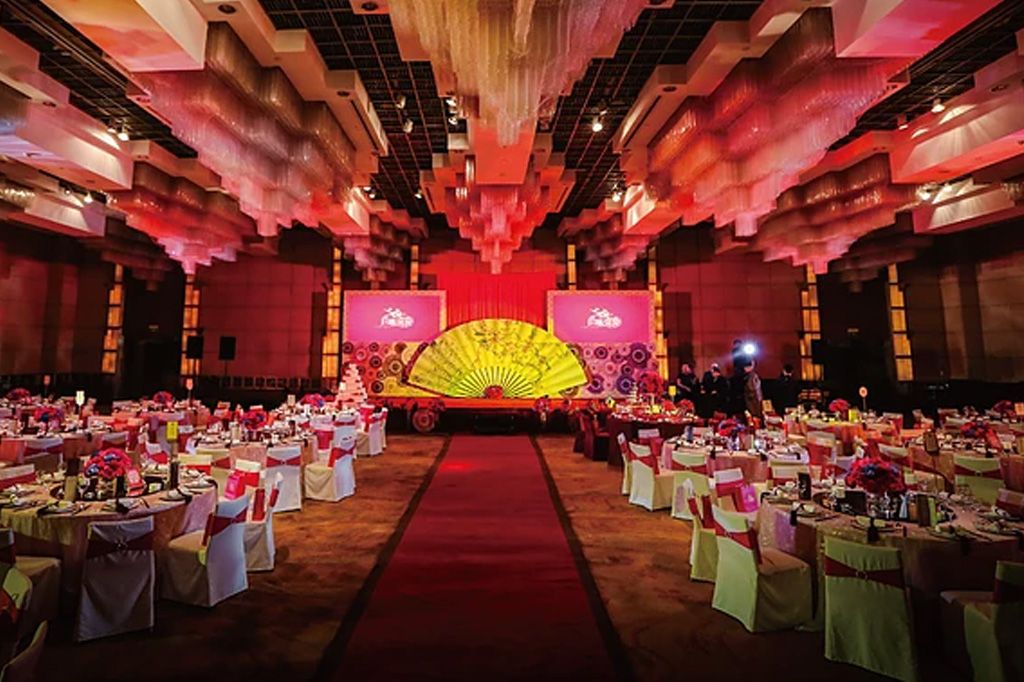 ไอเดียจัดงานแต่งงานแบบจีนสไตล์โมเดิร์น ผสานสเน่ห์ของสีสันร้อนแรงและกลิ่นอายแบบโอเรียนทอล