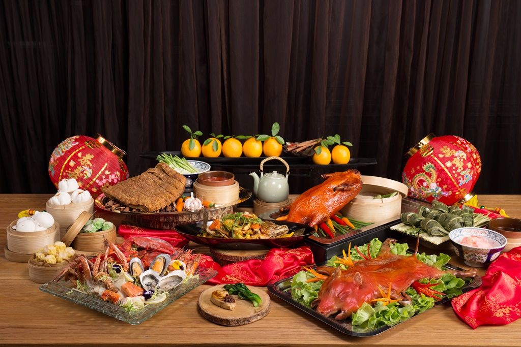 ฉลองต้อนรับวันตรุษจีนปี 2561 ณ ห้องอาหาร อัพแอนด์อะบัฟ โรงแรม ดิ โอกุระ เพรสทีจ กรุงเทพฯ