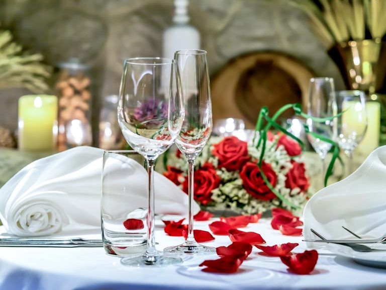 ฉลองมื้ออาหารสุดโรแมนติคและบอกรักคนพิเศษของคุณในวันวาเลนไทน์  โรงแรมเชอราตัน แกรนด์ สุขุมวิท