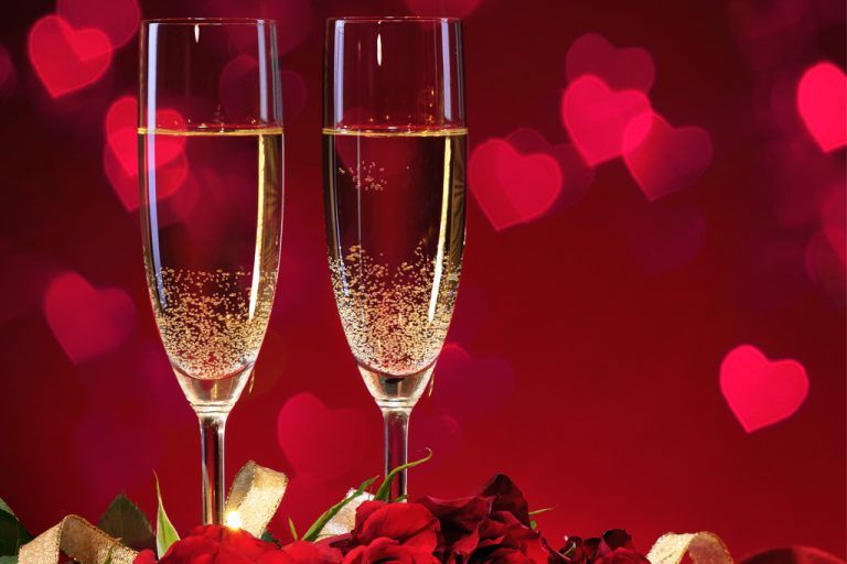 จูงมือคู่รักฉลองวันวาเลนไทน์ด้วยมื้อค่ำสุดโรแมนติก ณ โรงแรม ดิ แอทธินี โฮเทล แบงค็อก, อะ ลักซ์ชูรี คอลเล็คชั่น โฮเทล