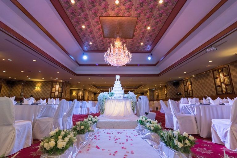 รีวิวสถานที่จัดงานแต่งงาน ณ โรงแรมอเล็กซานเดอร์ ย่านรามคำแหง กับแพ็คเกจแต่งงานที่ครบ จบทุกอย่างในที่เดียว