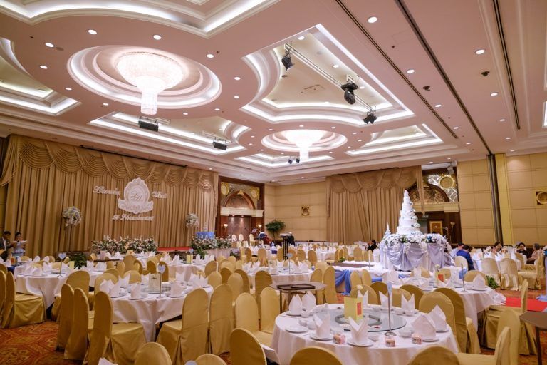 แนะนําบริการจัดตกแต่งธีมแต่งงาน Mermaid Romance พร้อมแพ็คเกจแต่งงาน โรงแรมปรินซ์พาเลซ