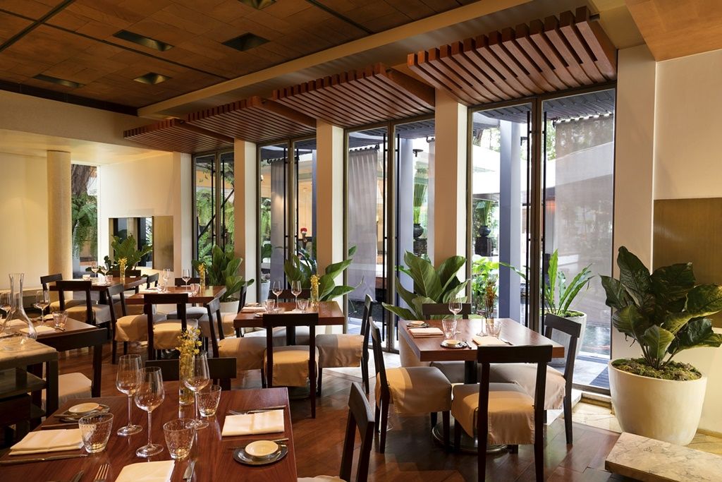 ห้องอาหารอิตาเลียนบิสก็อตติ แนะนำเมนูใหม่จากเชฟแอนเดรีย บูโซน   โรงแรมอนันตรา สยาม กรุงเทพ