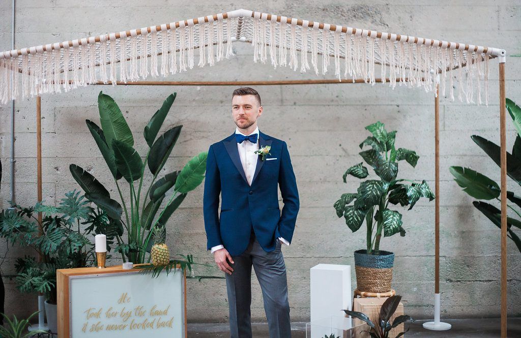 stylish tropical wedding inspiration in the pacific northwest 46