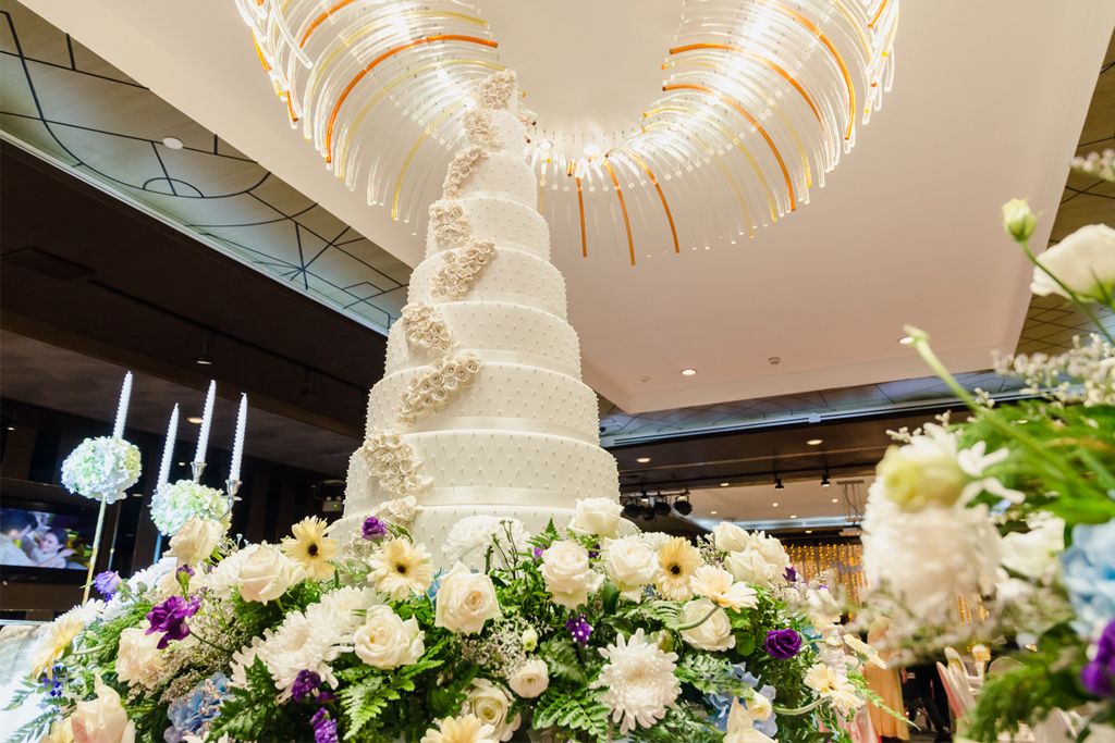 จัดงานแต่งงานในห้องบอลรูมดีไซน์โมเดิร์นพร้อมสนุกสุดเหวี่ยงกับ After Party ต่อได้ทันใจ ณ โรงแรมเอทัส ลุมพินี