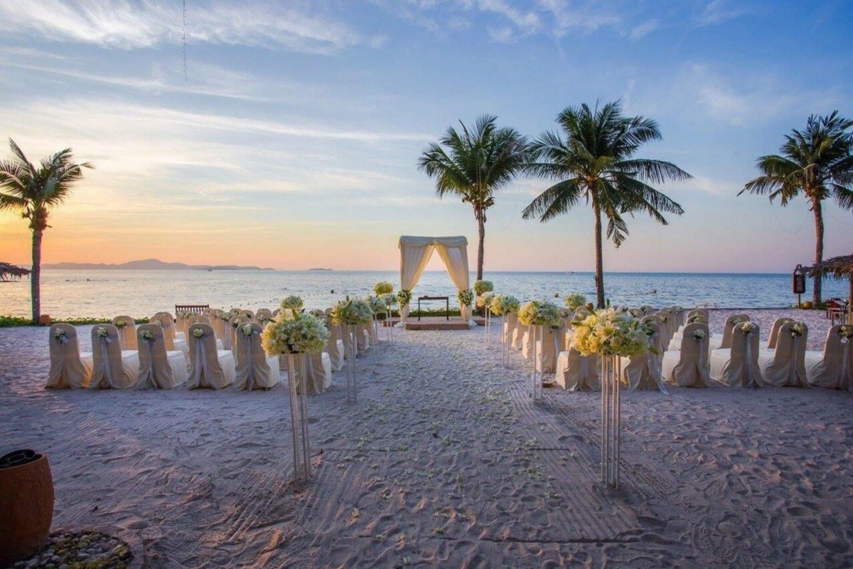 สถานที่จัดงานแต่งงานริมทะเลชลบุรี อินเตอร์คอนติเนนตัล พัทยา รีสอร์ท (InterContinental Pattaya Resort)