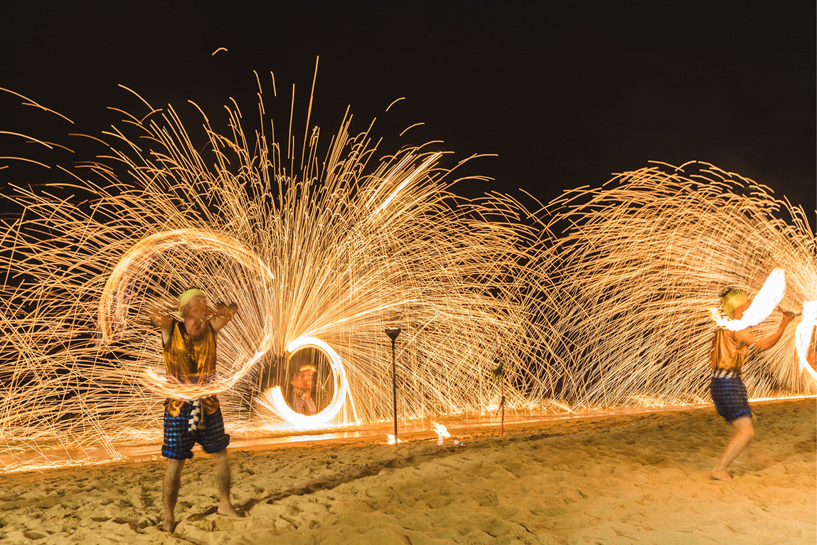 แต่งงานริมทะเล สถานที่สวย ๆ ที่เมอเวนพิค