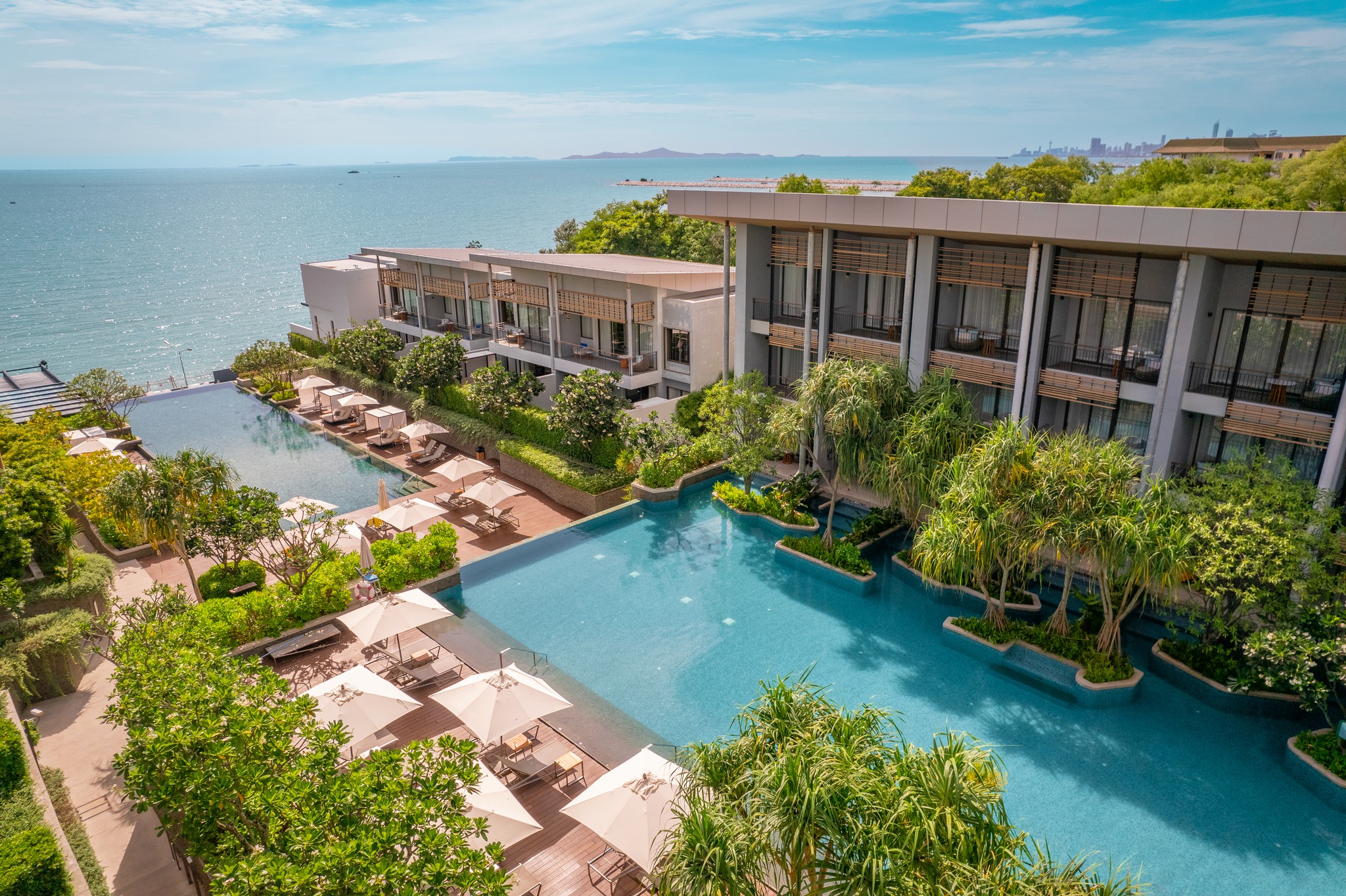 สถานที่จัดงานแต่งริมทะเล ชลบุรี เรเนซองส์ พัทยา รีสอร์ท แอนด์ สปา