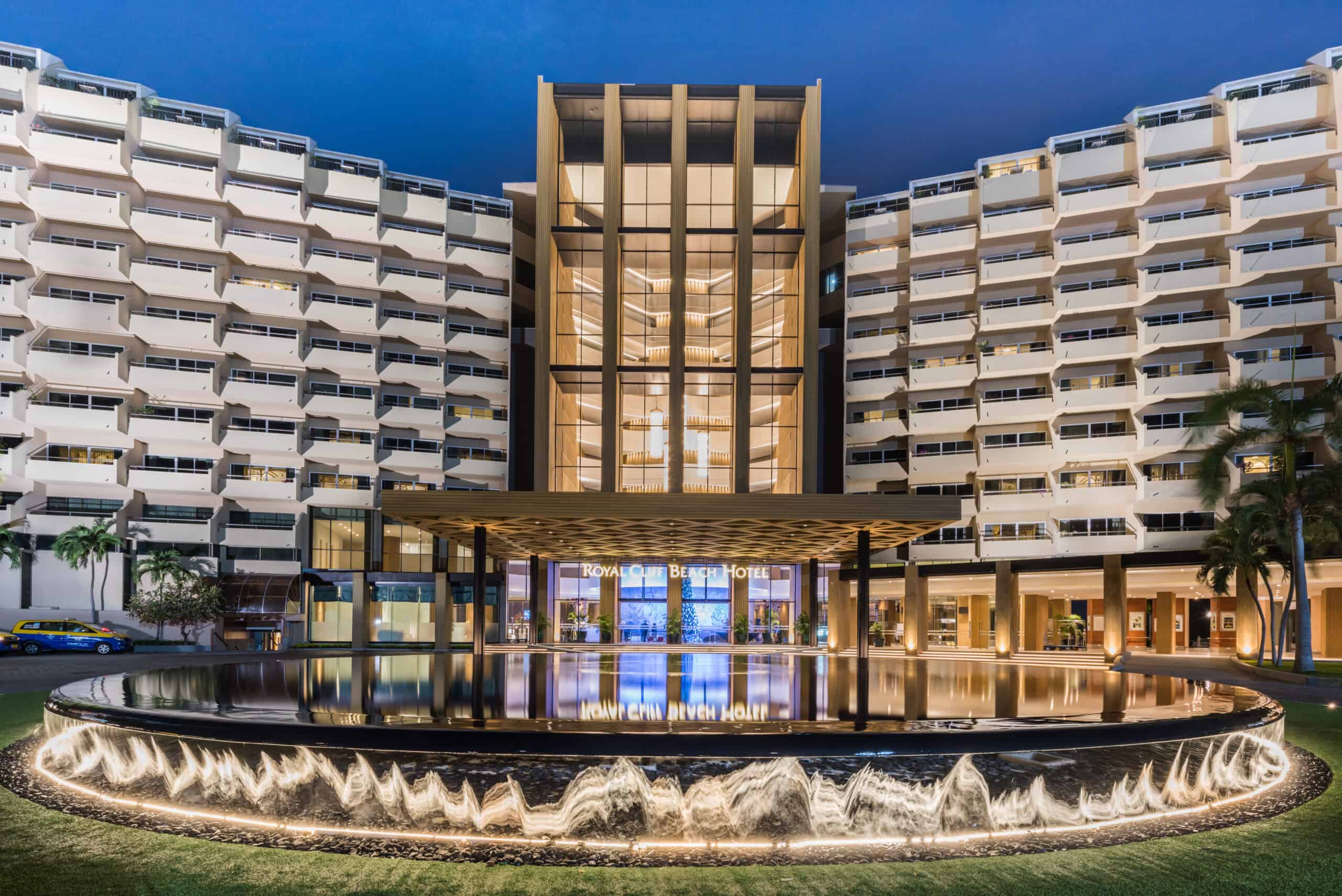 จัดงานแต่งริมทะเล รอยัล คลิฟ บีช (Royal Cliff Beach Hotel)