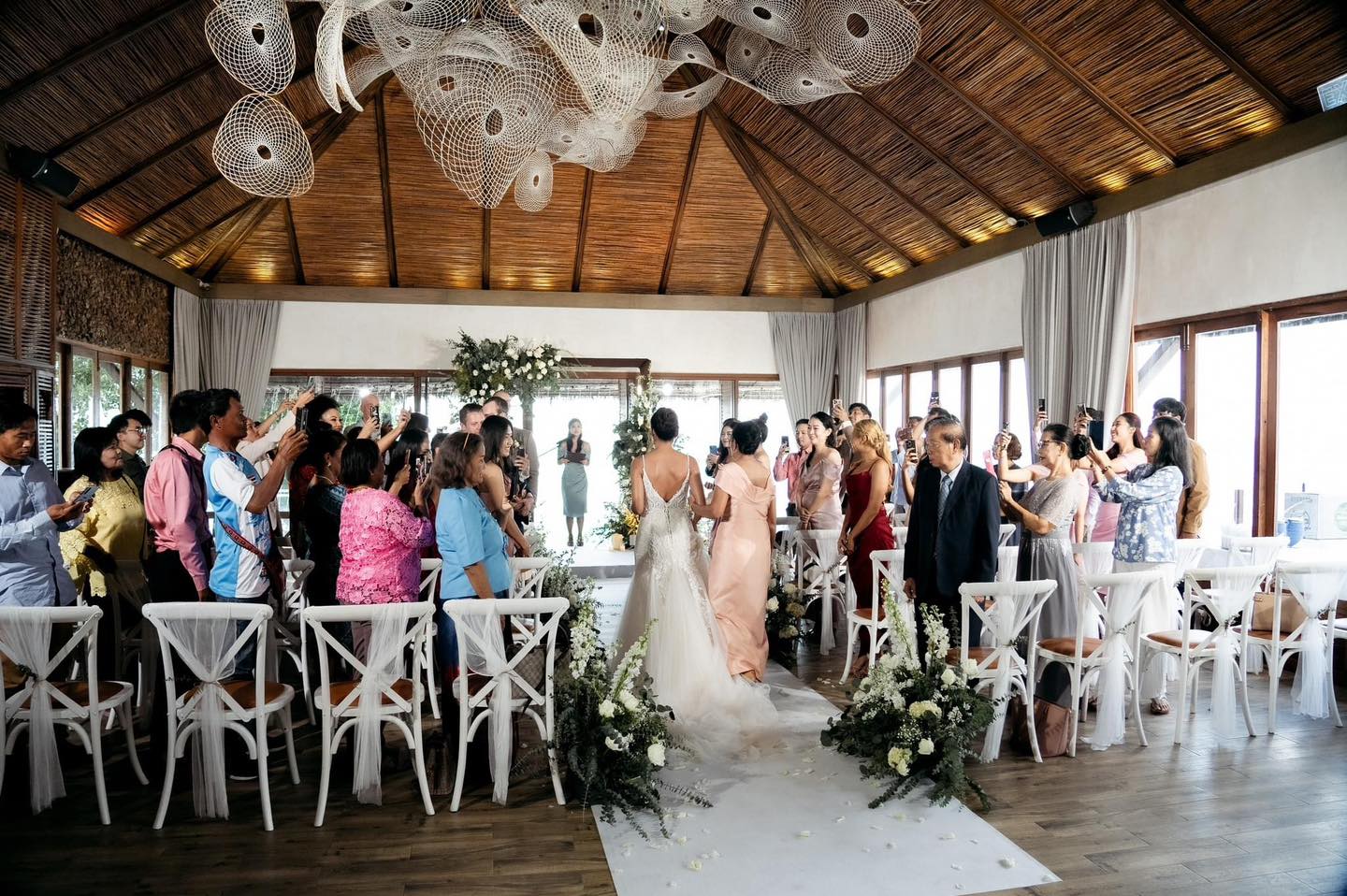 โรงแรมยู พัทยา (U Pattaya Hotel) จัดงานแต่งริมทะเล