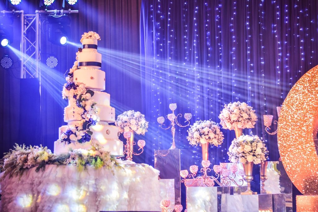 Wedding Grande Ballroom Cake 01