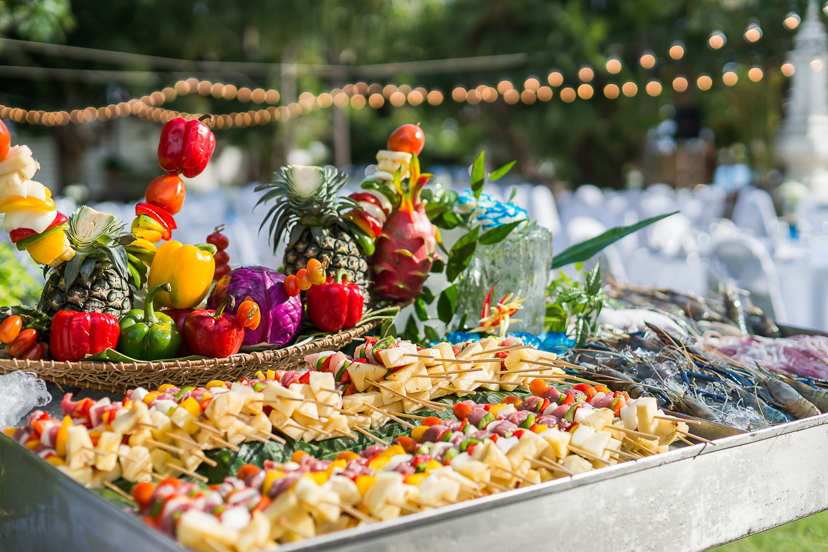 จัดเลี้ยงงานแต่งริมทะเล ที่ ฎ-ชฎา รีสอร์ท บายเดอะซี นาจอมเทียน