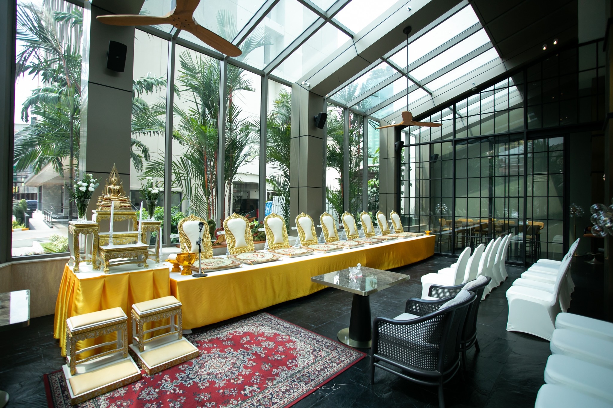 Montien Hotel Surawong Bangkok ได้รับการตกแต่งพื้นที่ที่เหนือชั้น มีทีมงานมืออาชีพด้านการจัดงานที่พร้อมจะมาช่วยดูแลทุกรายละเอียดในวันสำคัญ