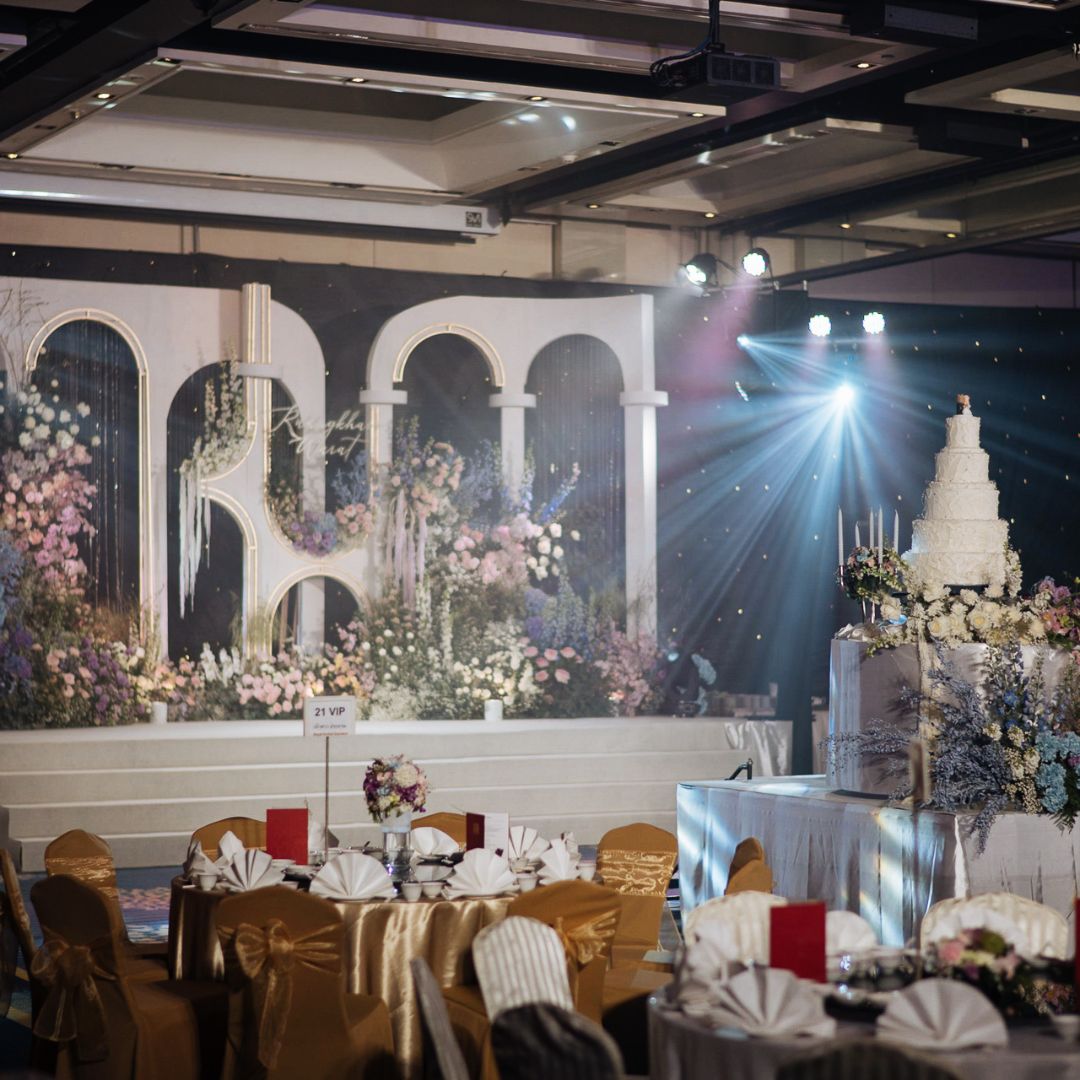 Royal orchid เดินทางสะดวกด้วยทางพิเศษศรีรัช (สีลม) ไม่เกิน 1 กม.