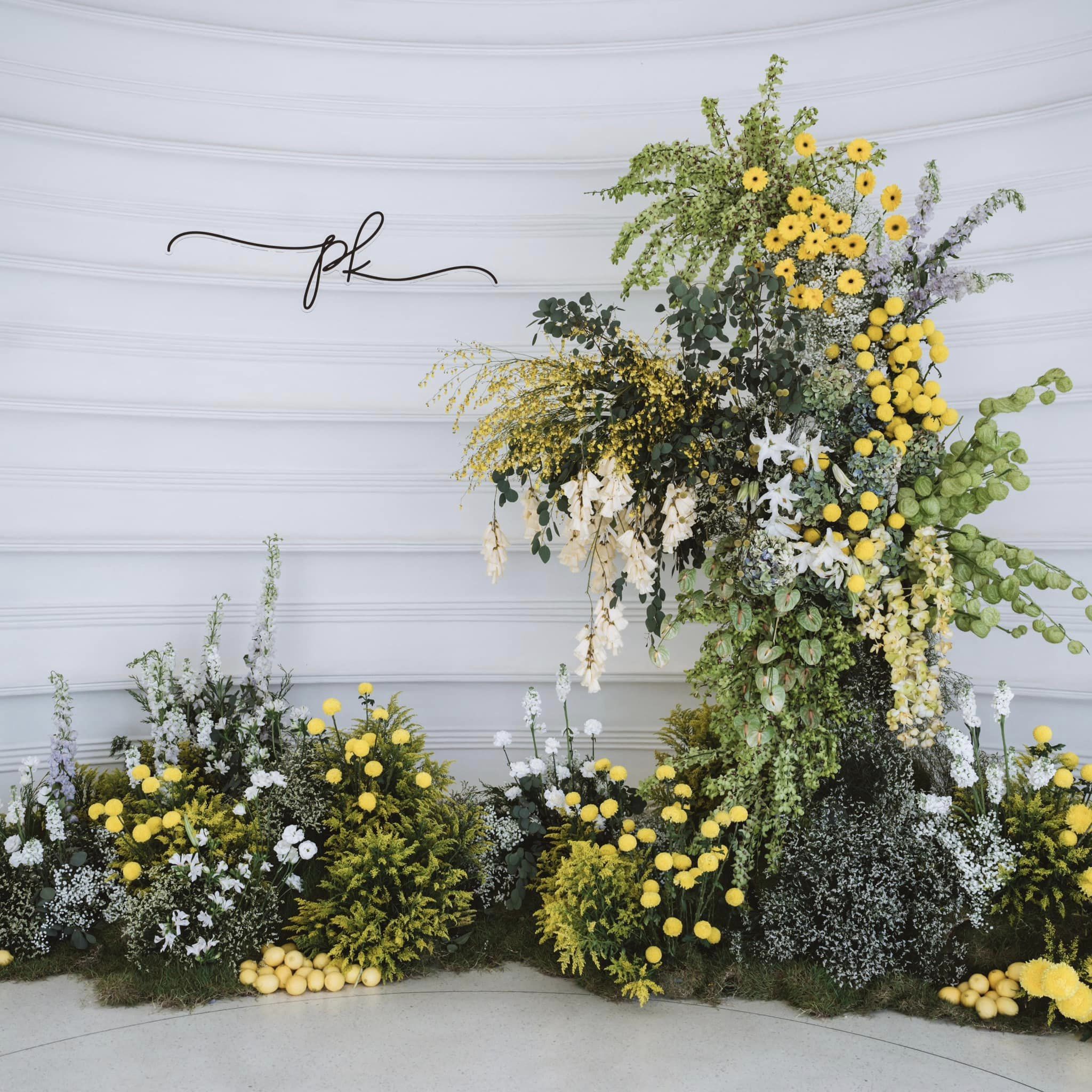 Found Venue Wedding Venue ที่ตั้งโดดเด่นอยู่บนถนนนวลจันทร์ในย่านบึงกุ่ม