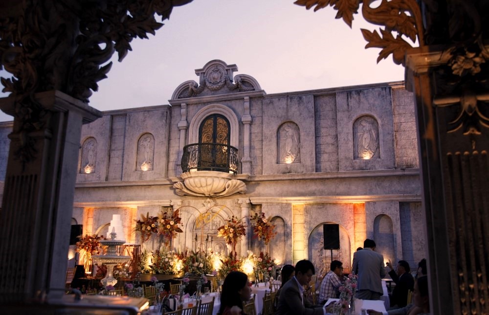 ‘ลองซอมเบลอ สตูดิโอ’ ที่มีเอกลักษณ์โดดเด่นจากการตกแต่งในสไตล์โคโลเนียล