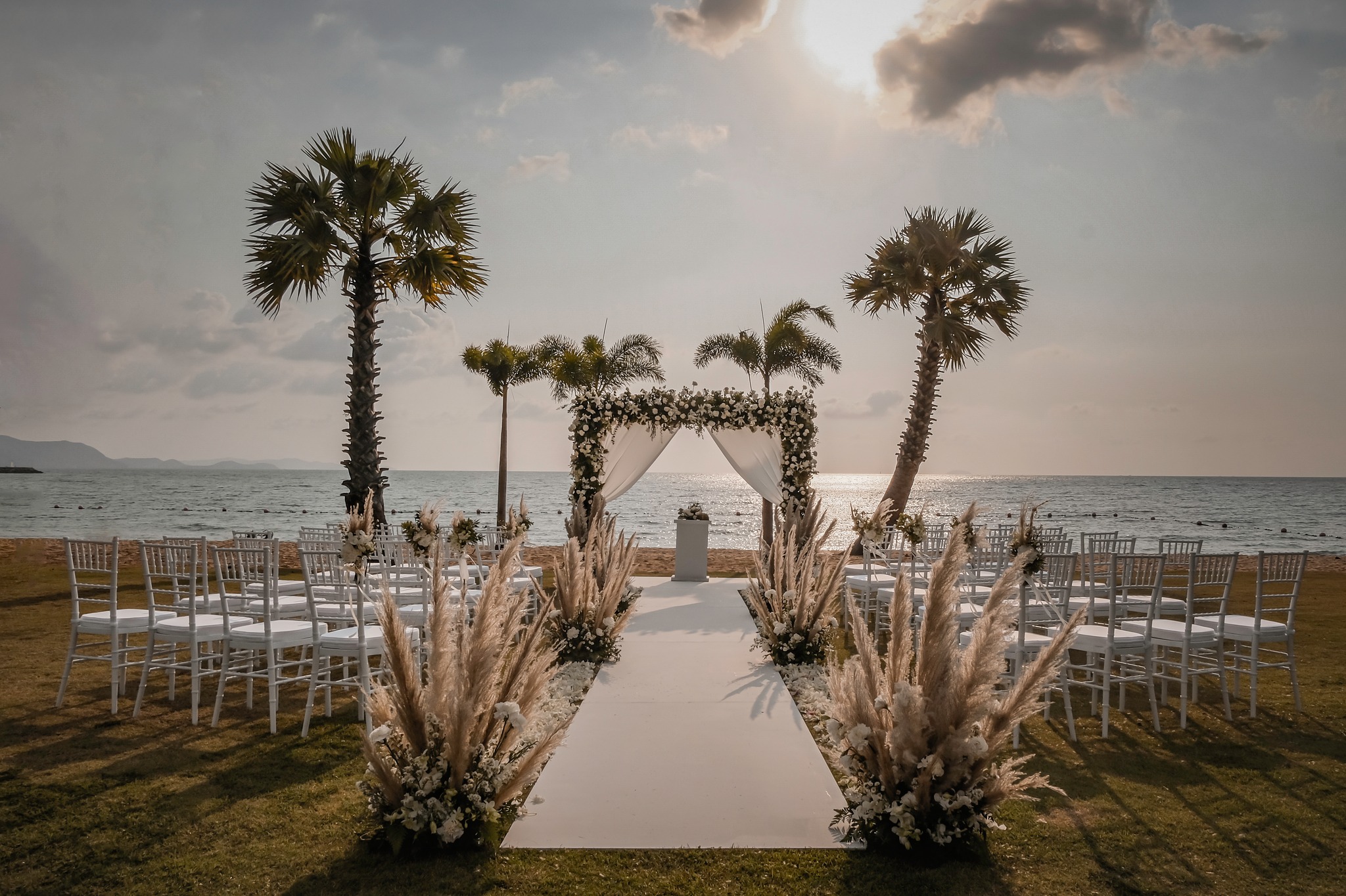 โรงแรมหรูสไตล์สวิส สถานที่แต่งงาน ชลบุรี