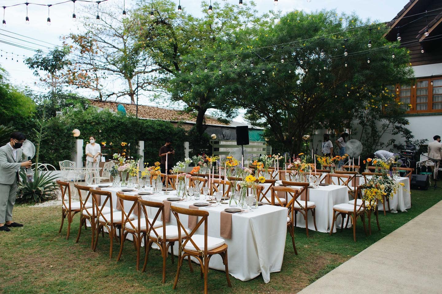 เป็นสตูดิโอที่พร้อมจะมามอบพื้นที่บ้านและสวนบรรยากาศโฮมมี่