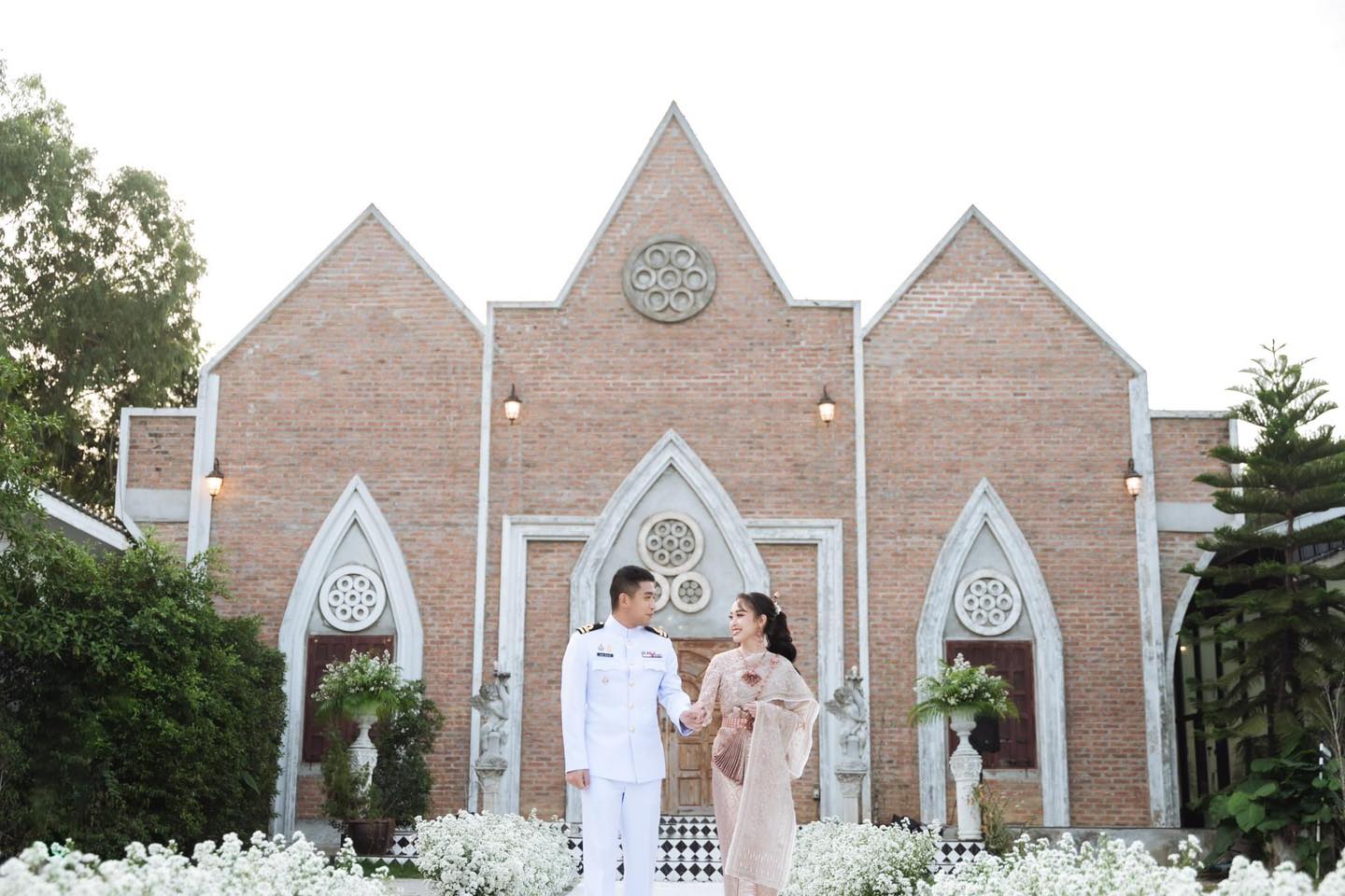 Smiley Viva สถานที่จัดงานแต่งงาน ชลบุรี ในอำเภอสัตหีบ