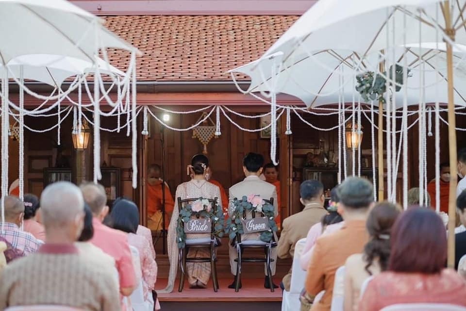 เรือนไทยพราวพิมาน ครอบคลุมทุกพิธีได้ในราคาเริ่มต้น 100,000 บาท มาพร้อมสิทธิประโยชน์มากมาย