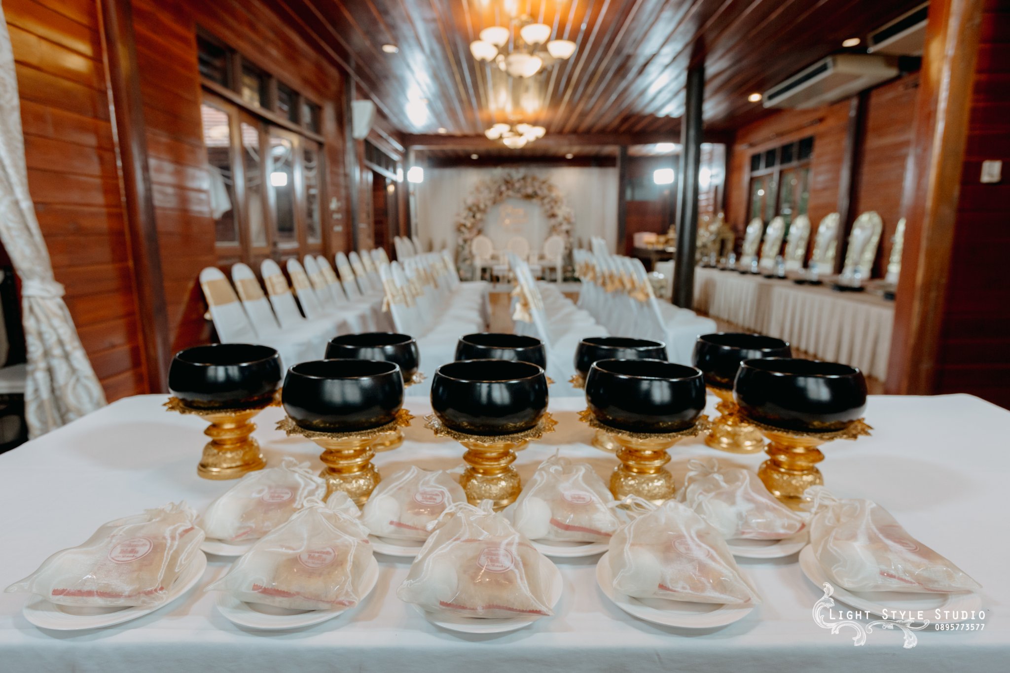 เรือนไทยรามอินทรา รองรับการจัดงานพิธีไทย ๆ ได้ทุกรูปแบบ ทั้งพิธีสู่ขอ งานหมั้น แห่ขันหมาก งานแต่งเช้า-เที่ยง