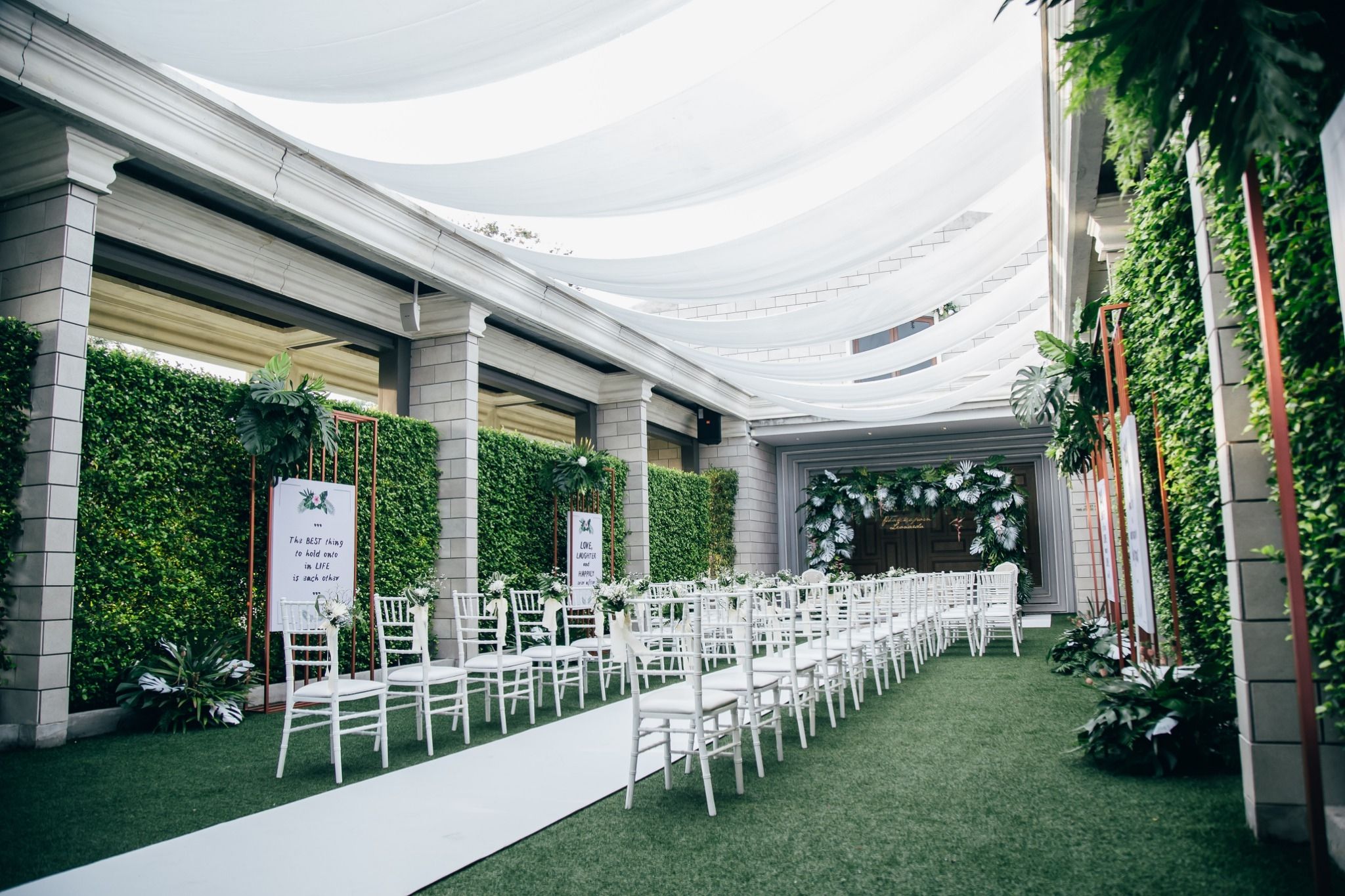 วาระเวลา ได้ Concept : About Place, About Time” เน้นการตกแต่งเรียบ ๆ แต่ได้ความคลาสสิกสุด ๆ