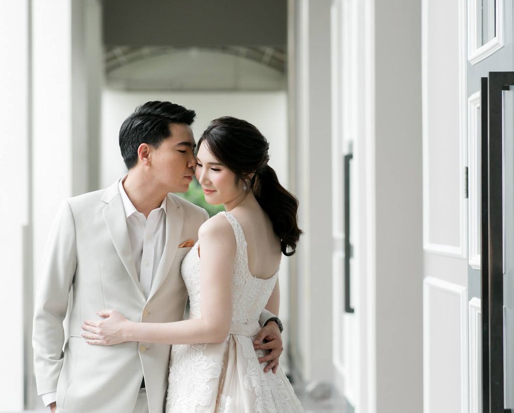 รีวิวแต่งงานแสนอบอุ่น  ในธีม โรส โกลด์ สุดหวานแหวว ณ โรงแรม ยู สาทร กรุงเทพฯ