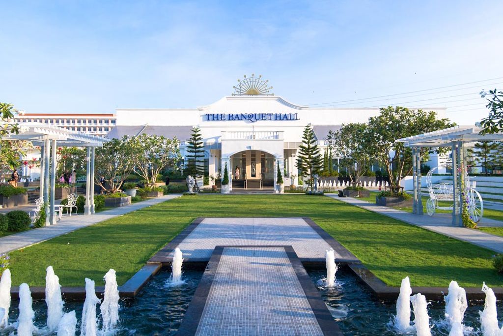 The Banquet Hall at Nathong สถานที่จัดงานแต่งงานครบวงจรแห่งใหม่ ณ ย่านรัชดา ครบครันทั้งห้องจัดเลี้ยงสุดแกรนด์ และอาหารจัดเลี้ยงระดับ 