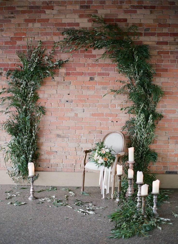 unique modern greenery wall wedding backdrop ideas