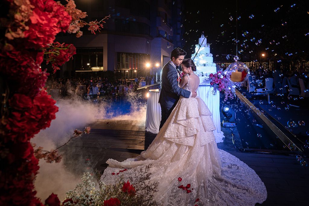 รีวิวงานแต่งงานริมสระว่ายน้ำ สวยหรู ไม่ซ้ำใคร ใจกลางกรุง ณ โรงแรมอนันตรา สาทร กรุงเทพฯ (Anantara Sathorn Bangkok Hotel)