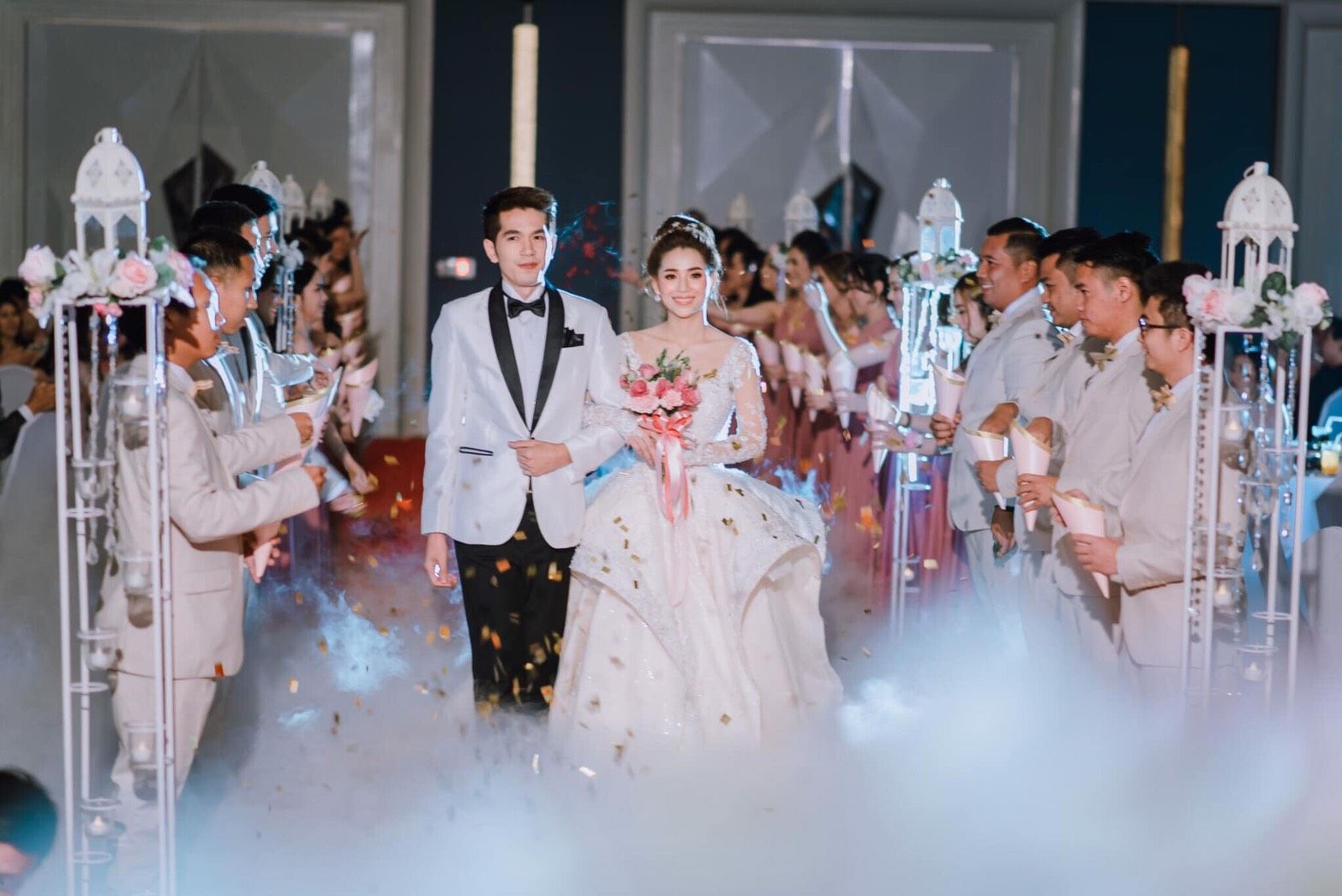 รีวิวแต่งงานสุดสวีท บรรยากาศละมุน ละมุน สุดโรแมนติก ถ่ายภาพสวยแบบทุกช็อต ณ โรงแรม วินเซอร์ สวีทส์ สุขุมวิท 20