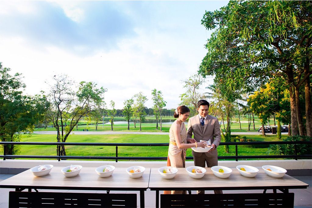 รีวิวแต่งงานแบบ outdoor ท่ามกลางบรรยากาศสุดโรแมนติก ณ ธนาซิตี้ คันทรี คลับ (Thana City Country Club)