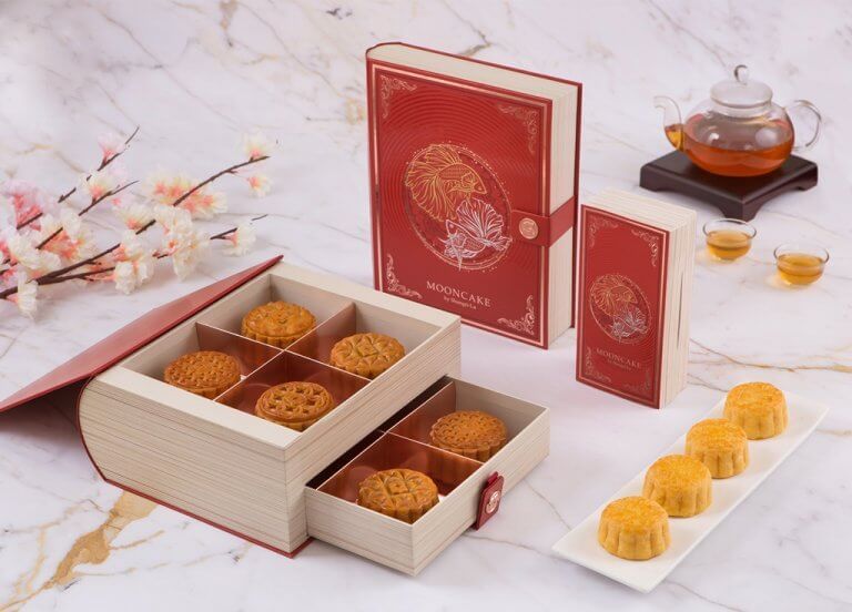 ห้องอาหารจีนแชงพาเลซ โรงแรมแชงกรี-ลา กรุงเทพฯ ภูมิใจนำเสนอขนมไหว้พระจันทร์ในตำนานด้วยหลากหลายไส้รสชาติสุดคลาสสิก